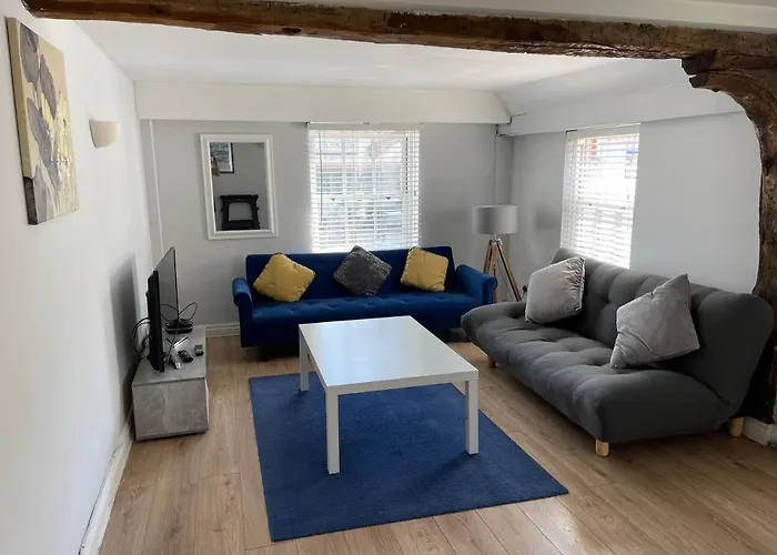 Colchester Town Duplex Apartment